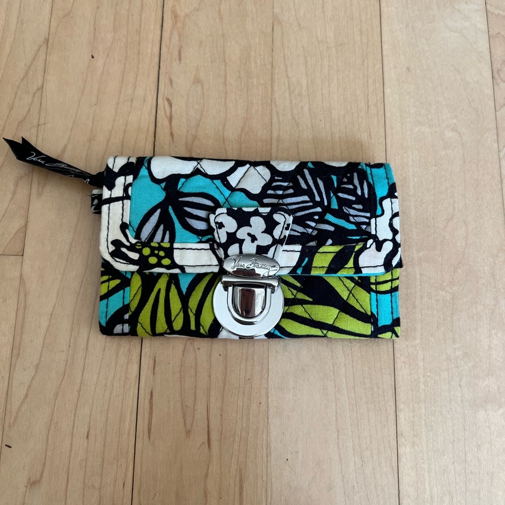 Small Vera Bradley Wallet
